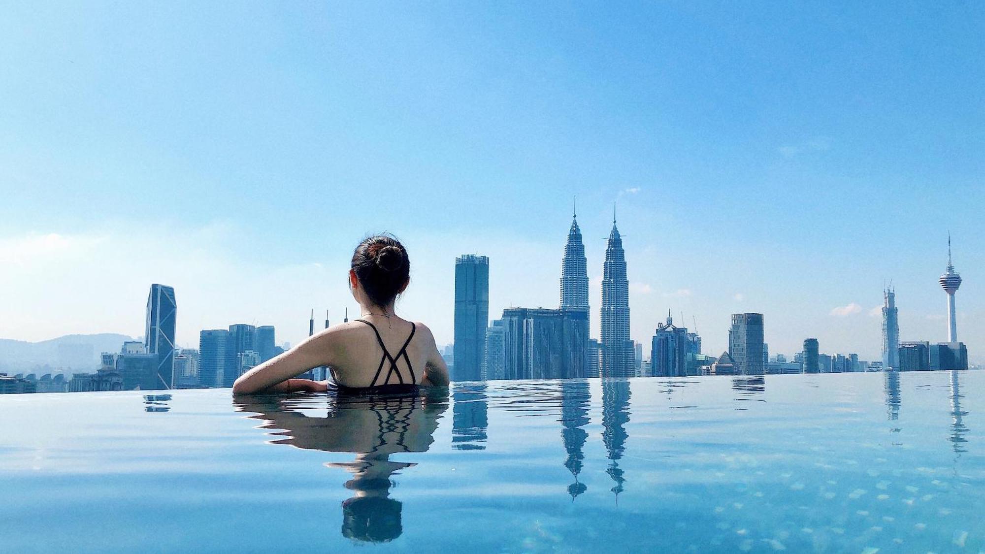 Expressionz Designer Suites Host By Aurora Premium Stay Kuala Lumpur Esterno foto