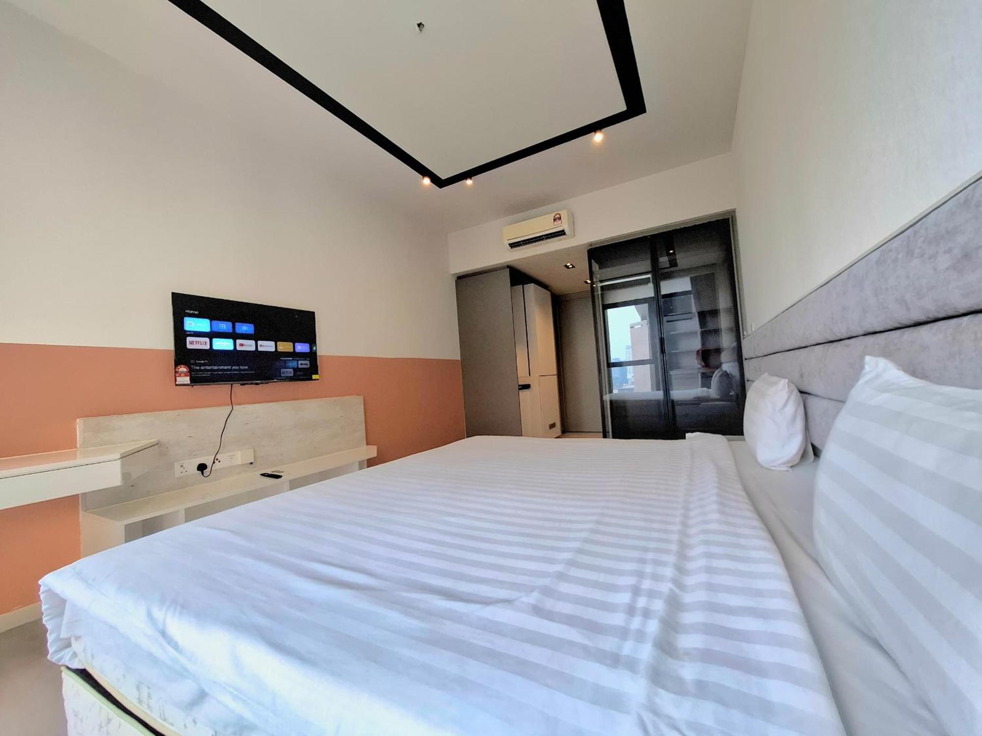 Expressionz Designer Suites Host By Aurora Premium Stay Kuala Lumpur Esterno foto